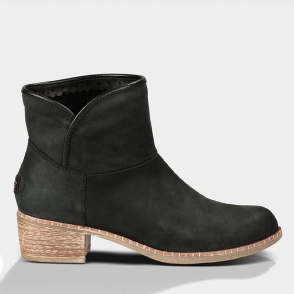 UGG Australia ‘Darling’ Suede Bootie - Picture 2 of 15